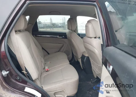 2015 Kia Sorento Lx V6 z USA, uszkodzony, nr VIN 5XYKTDA71FG602900